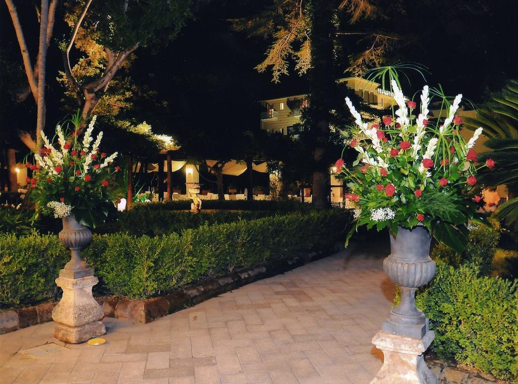 Relais La Rupe Hotel Соренто Екстериор снимка