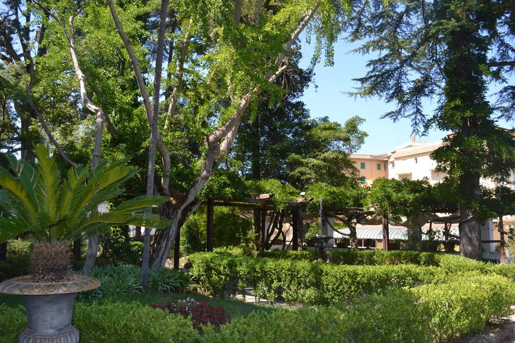Relais La Rupe Hotel Соренто Екстериор снимка