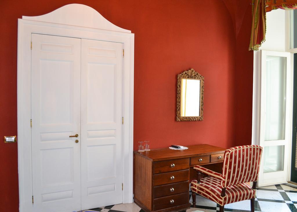 Relais La Rupe Hotel Соренто Екстериор снимка