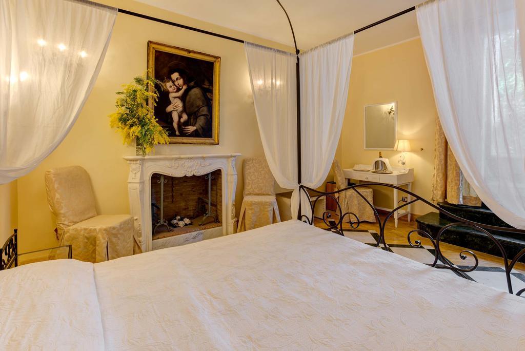 Relais La Rupe Hotel Соренто Екстериор снимка