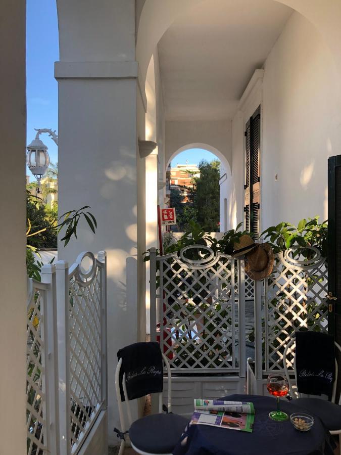Relais La Rupe Hotel Соренто Екстериор снимка